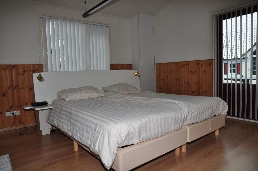 Vakantiepark De Bronzen Eik Sellingen Room photo